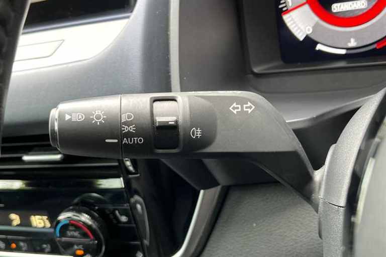 2022 Nissan Qashqai 1.3 DIG-T MH TEKNA 5DR Hatchback Petrol Manual