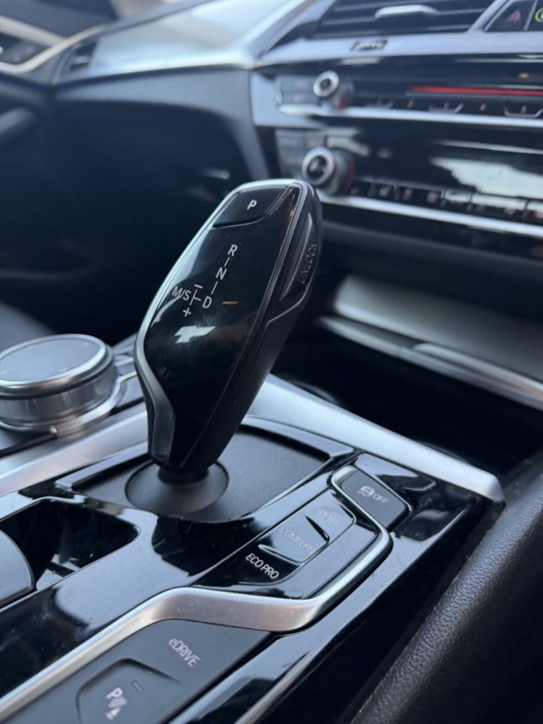 BMW 5 SERIES 2.0 530e SE Saloon 2018