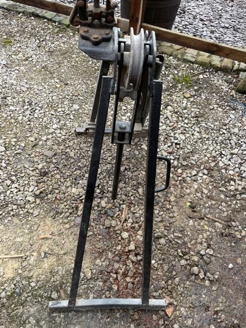 Electricians bending machine