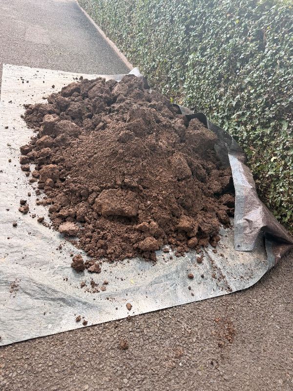 FREE TOP SOIL 