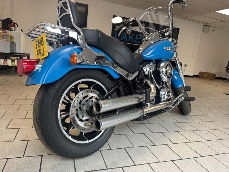 HARLEY-DAVIDSON SOFTAIL FXLR Low Rider Blue Manual Petrol 2018