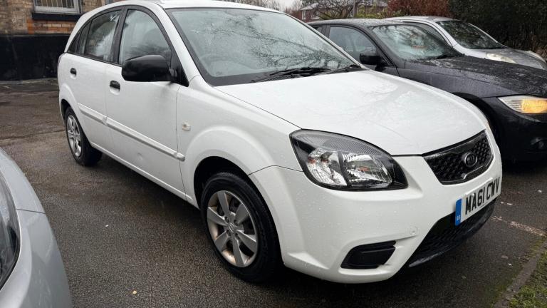 2011 Kia Rio 1.4 1 5dr HATCHBACK Petrol Manual