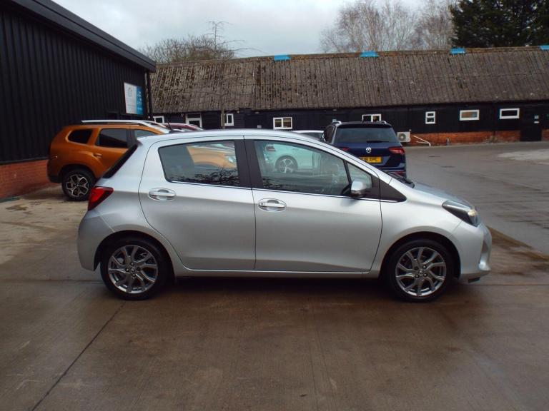  Toyota Yaris 1.33 Dual VVT-i Excel Euro 5 5dr Euro 5 Petrol Manual