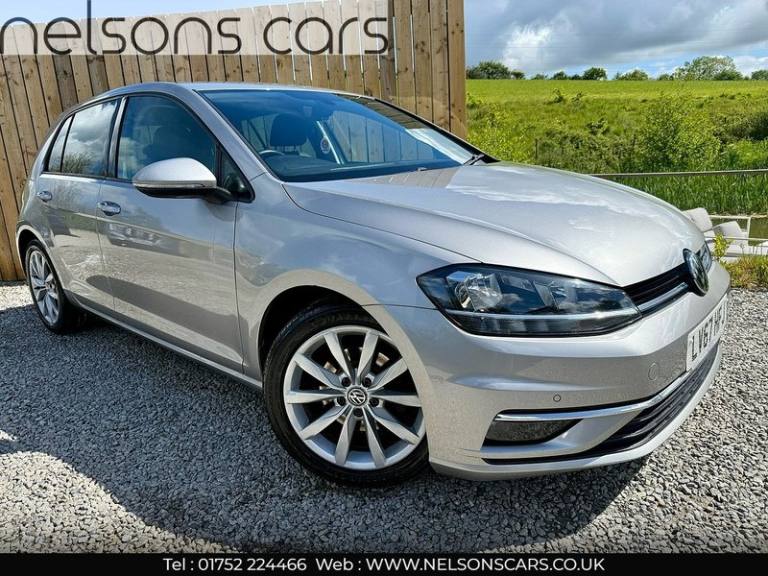 Volkswagen Golf TDI GT - Facelift Navigation - Car Play - Android Auto - Park Pilot - Stunn Hatc...