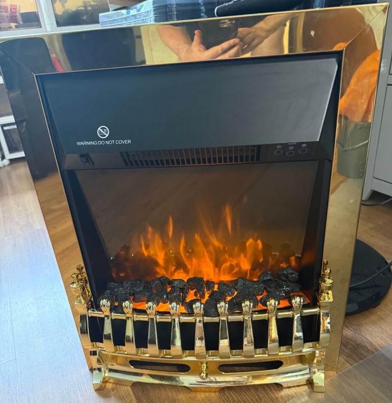 Electric flame effect fire with remote control 2KW