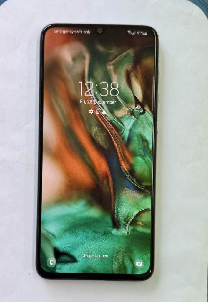 Samsung Galaxy A70 128GB White Unlocked (Read Description) 