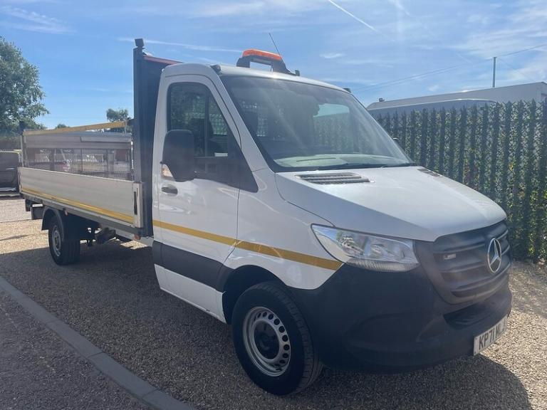 2021 Mercedes-Benz Sprinter 3.5t Progressive Chassis Cab CHASSIS CAB DIESEL Manual