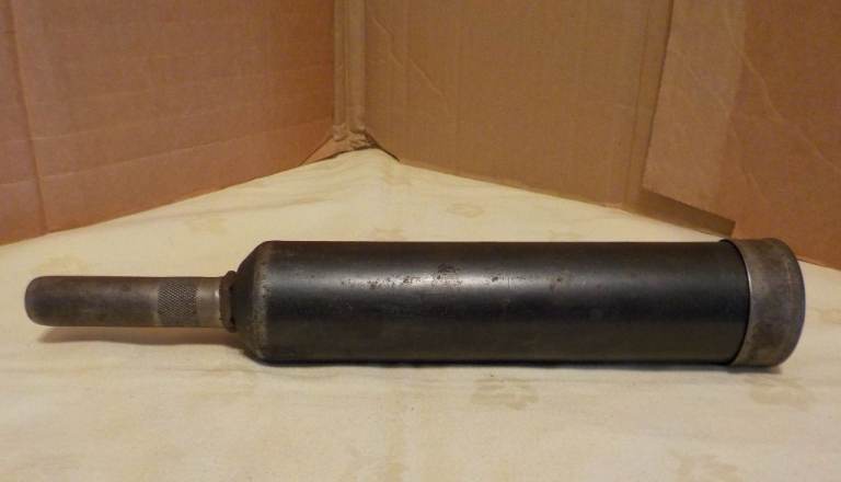 Enots Antique Grease Gun No1 d