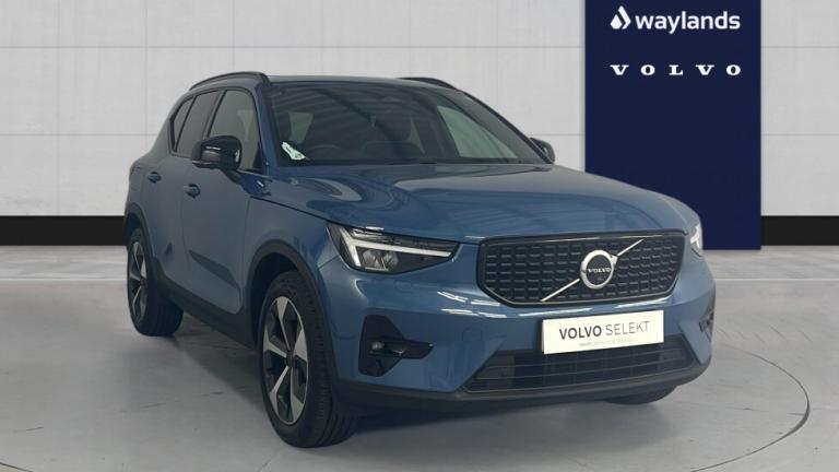 2023 Volvo XC40 2.0 B4P Ultimate Dark 5dr Auto ESTATE PETROL Automatic