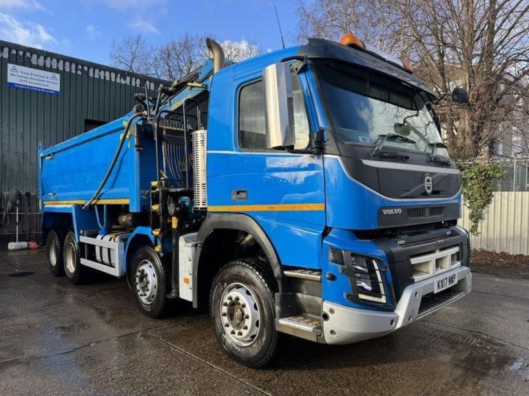 2017 VOLVO FMX-420 8X4 GRAB TIPPER