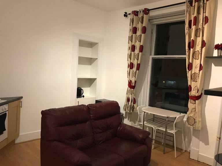 Executive well decorated 1 Bedroom Flat in City Centre