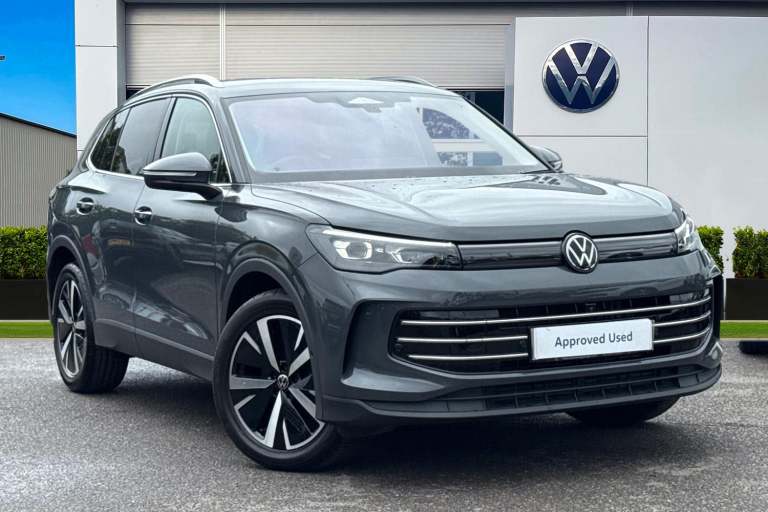 2024 Volkswagen Tiguan 2.0 TDI Elegance 5dr DSG Ã¢Â­Â Infotainment pack plus, HD lights, winter ...
