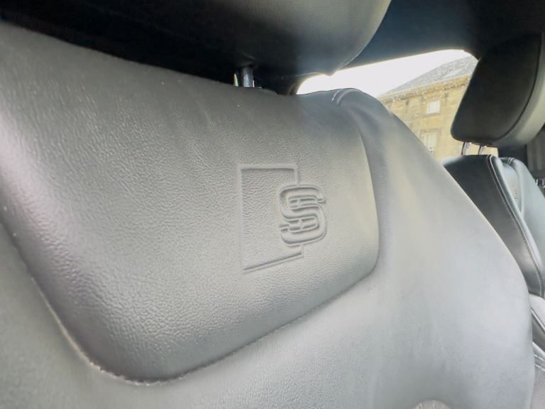 Audi A6 2.0 TDI 40 S TRONIC 2019 AVANT BLACK PACK AND HIGH SPEC MINT EXAMPLE 