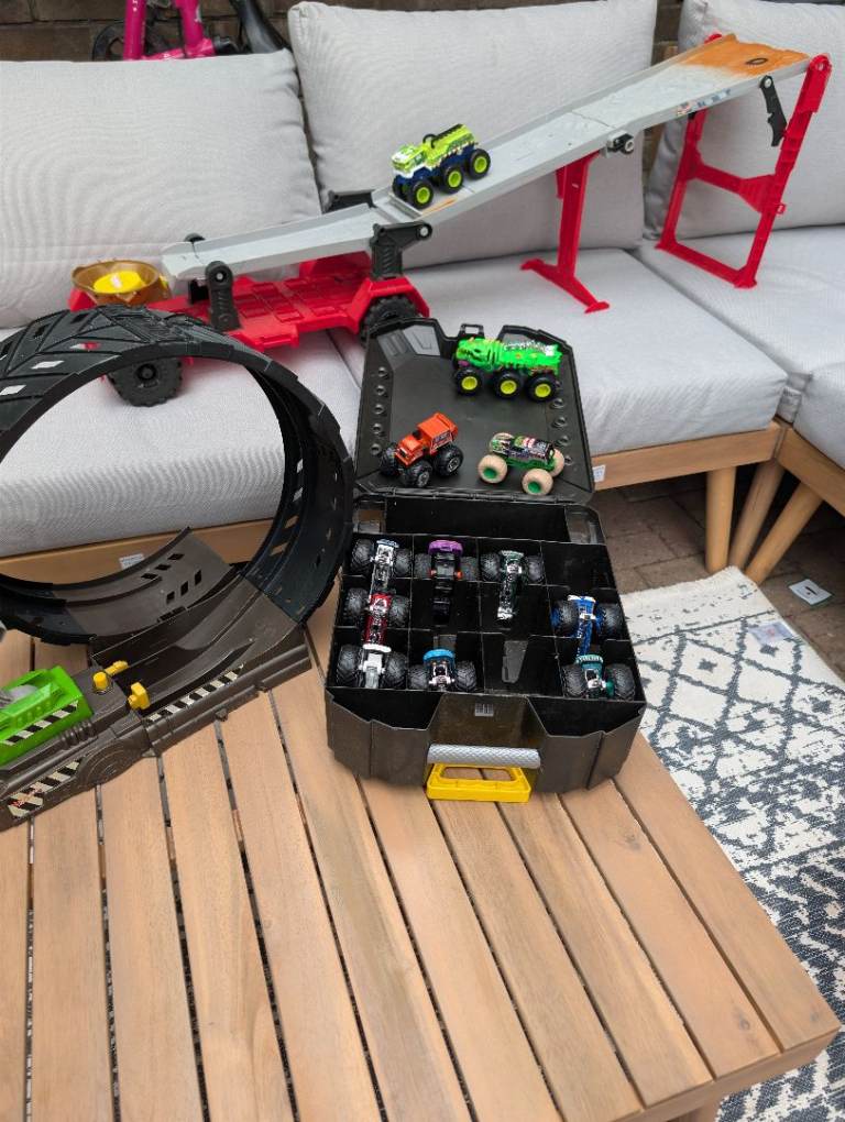 Hot Wheels Monster Truck Bundle 