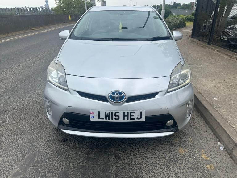 2015 Toyota Prius Hatchback Hybrid Electric Manual