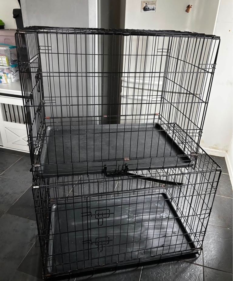 Medium and large dog crate