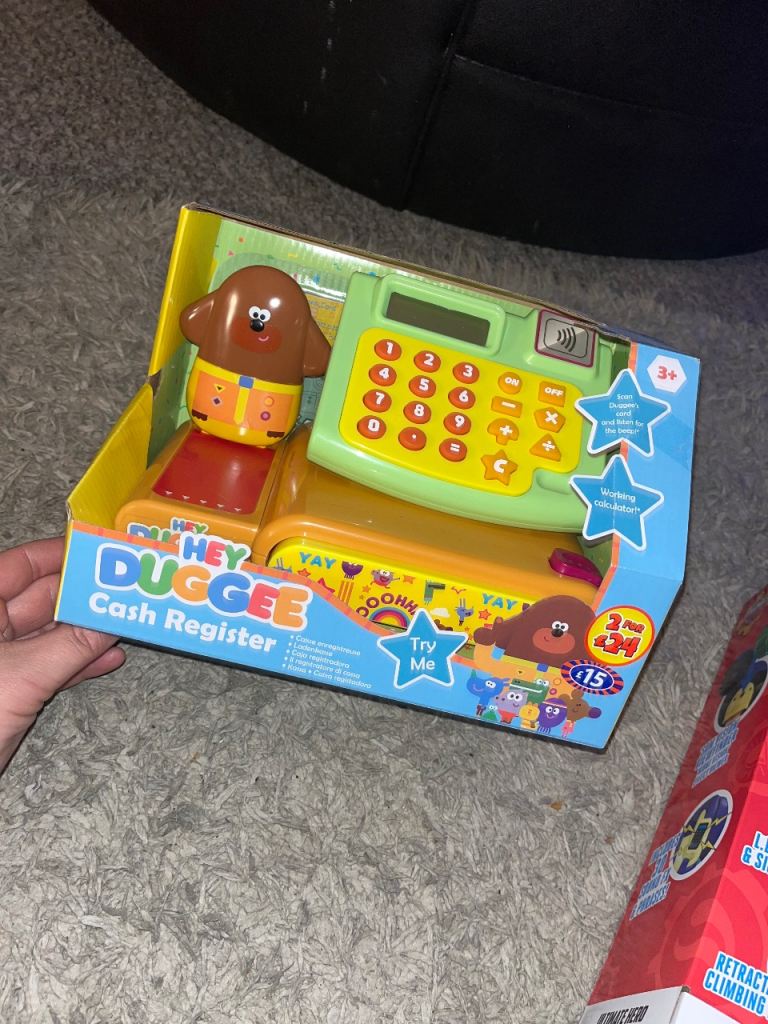 image for Hey duggee cash till 