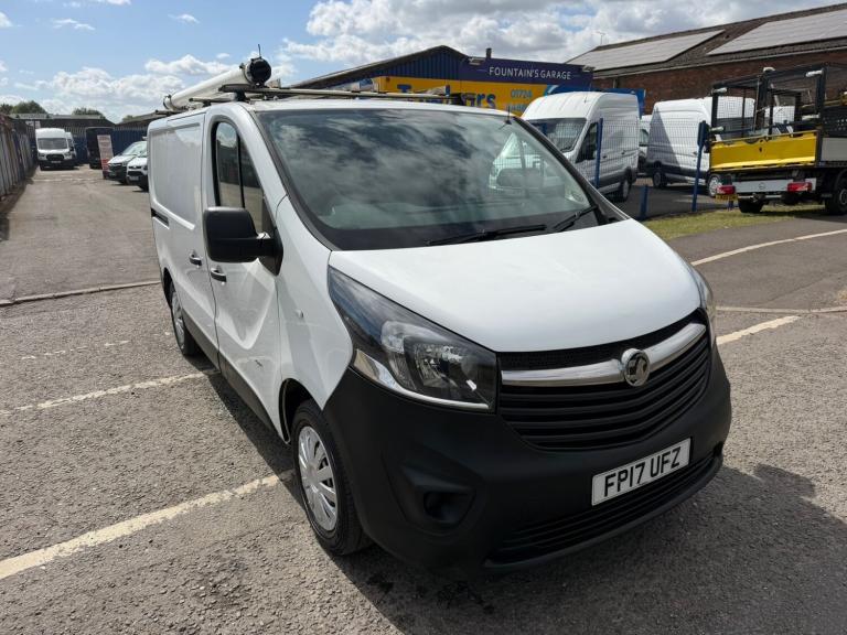 2017 Vauxhall Vivaro ex bt twin side doors 72k euro 6 trafic nv300 finance available  PANEL VAN D...