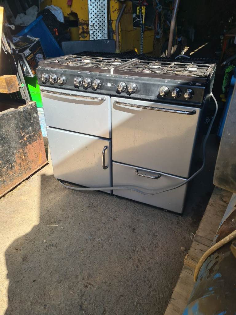 Range cooker