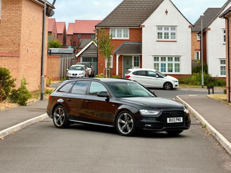 2014 Audi A4 S-Line 2.0TDI 177 6 Speeds. (Black Edition). 