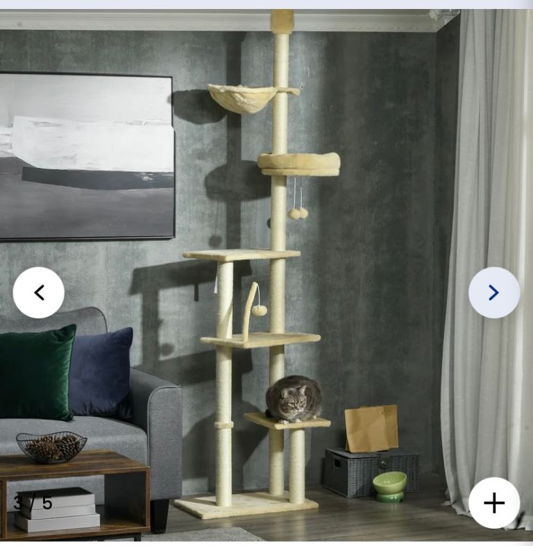 BRAND NEW CAT TREE