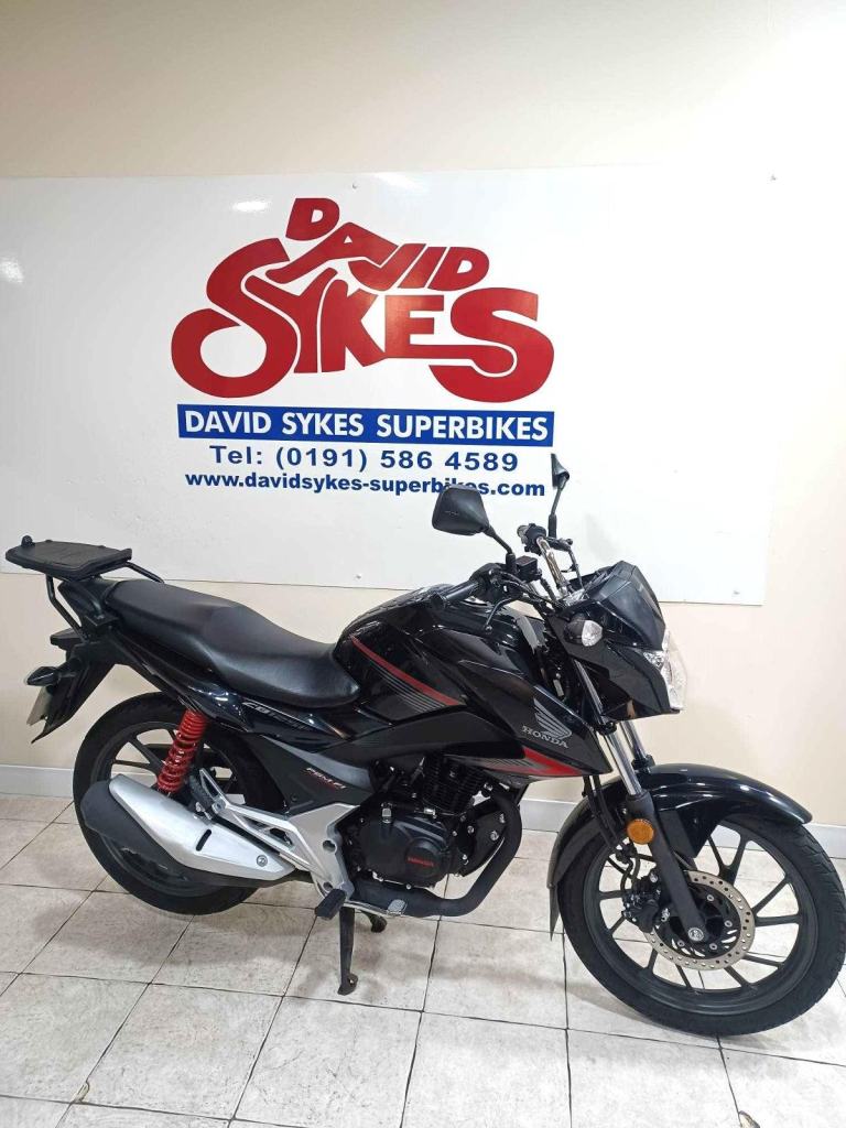 Honda CB125F (GLR125)  18-REG ONLY 2671 MILES £2499.OTR