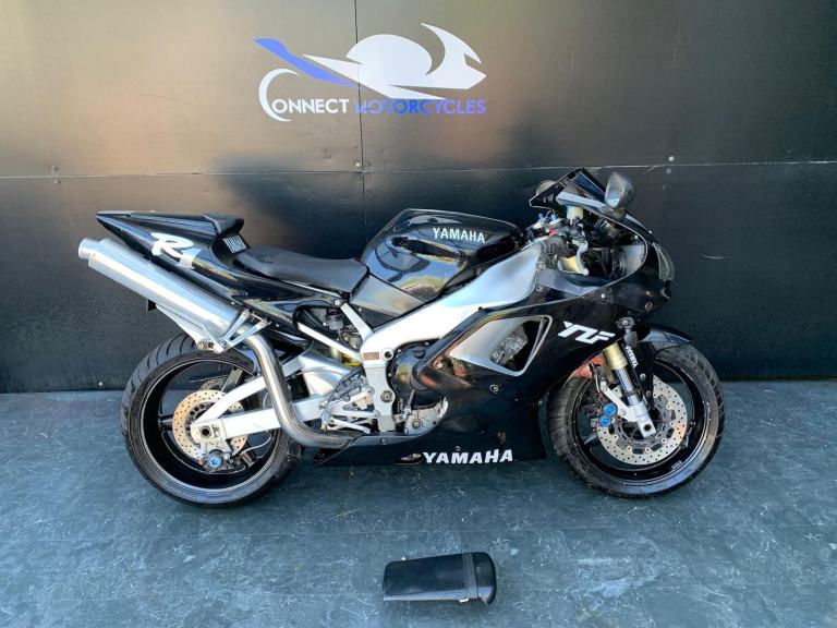 YAMAHA YZF R1 1999 PROJECT BIKE HPI CLEAR