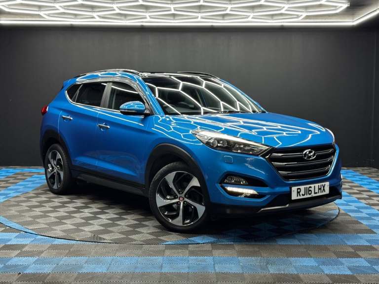 2016 Hyundai TUCSON 2.0 CRDi Blue Drive Premium SE 5dr 2WD ESTATE DIESEL Manual