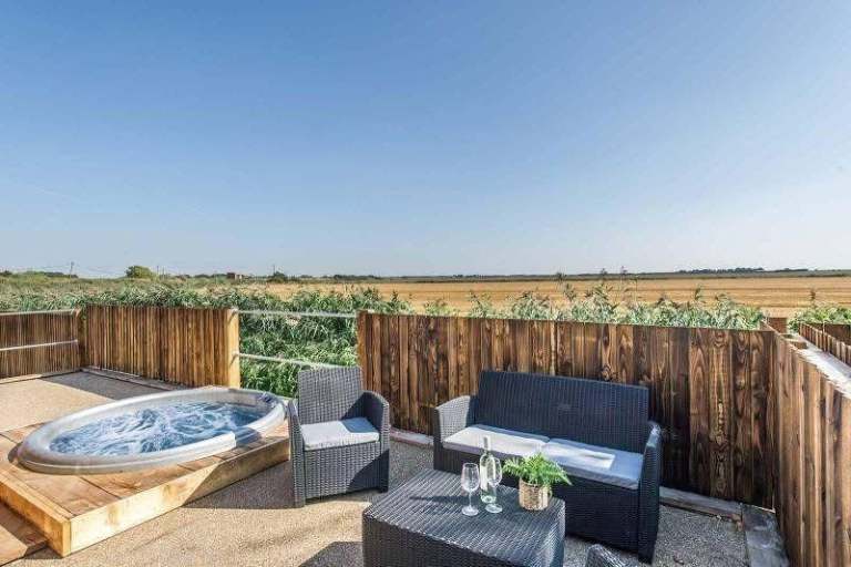 Love Whinfell in North Lincolnshire  - Lodge / Caravan 