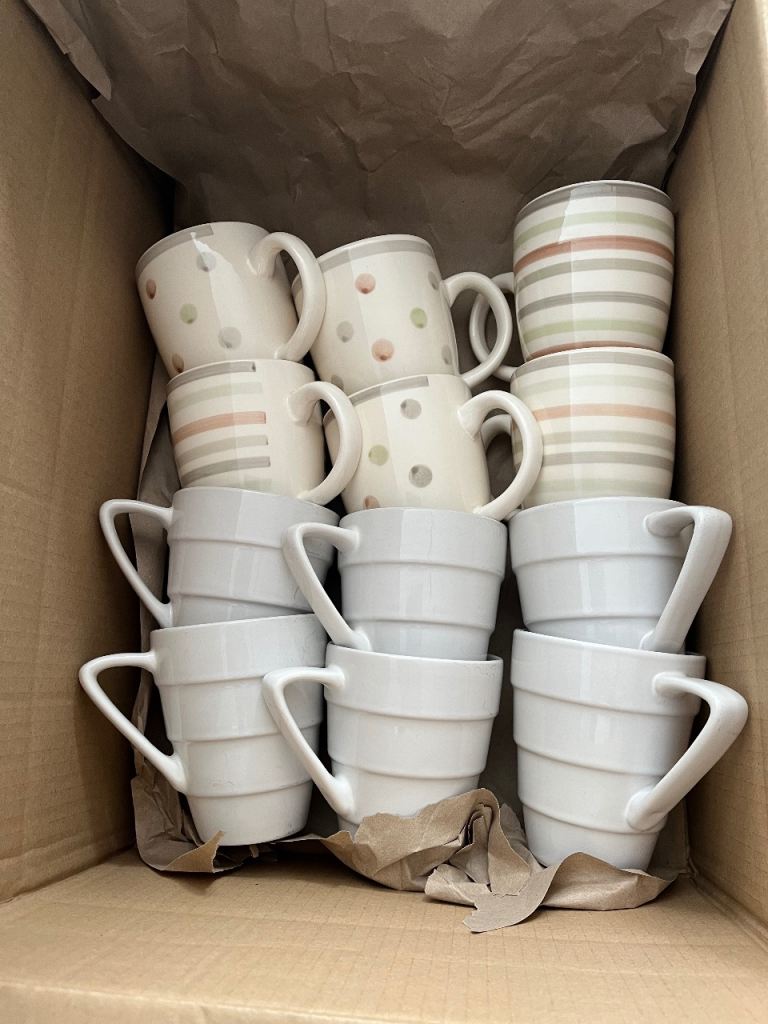 Set of 12 Ceramic Mugs – White and Striped/Polka Dot, As Good As New