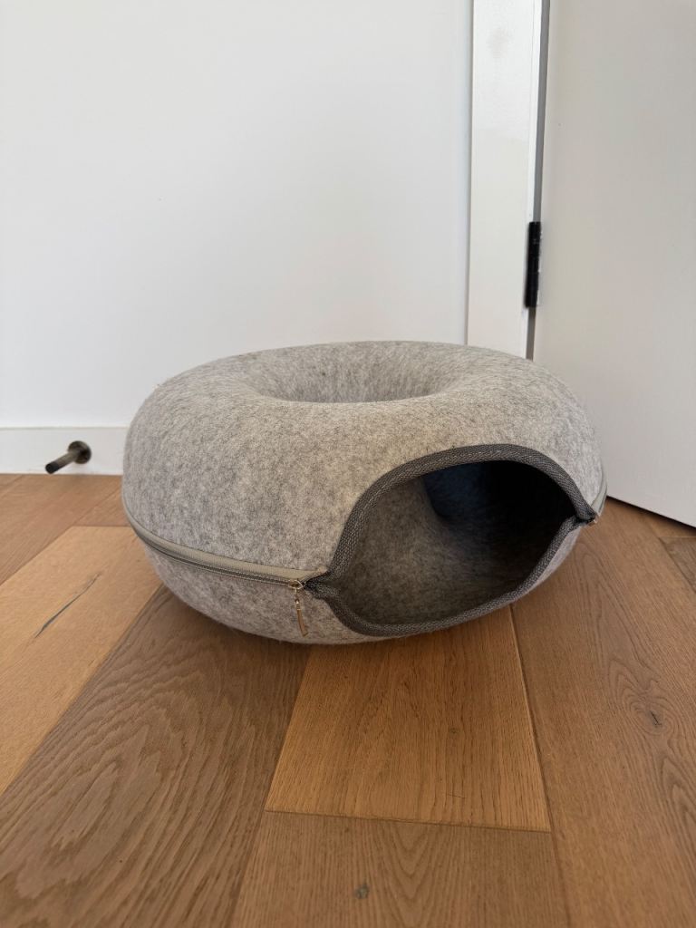 Cat Grey Felt Donut Tunnel Cave Bed