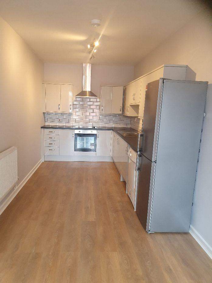 Spacious 3 Bedroom Apartment 