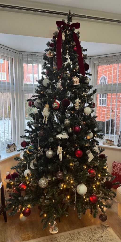 Homebase Premium Christmas Tree 7ft 6” Pre Lit - Good Condition 