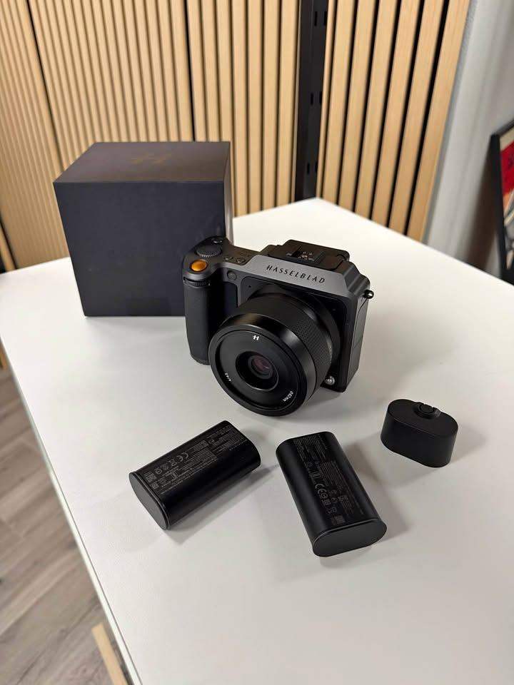 Hasselblad X1DII with 45p lens medium format camera