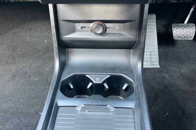 2025 MG MG4 49kWh SE Hatchback 5dr Electric Auto (170 ps) Hatchback Electric Automatic