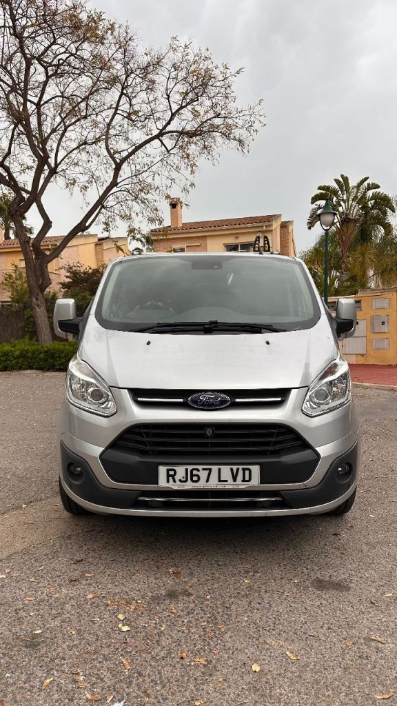 2017 Ford Transit Custom 290 L2 Limited 2.0 TDCi — Low Mileage