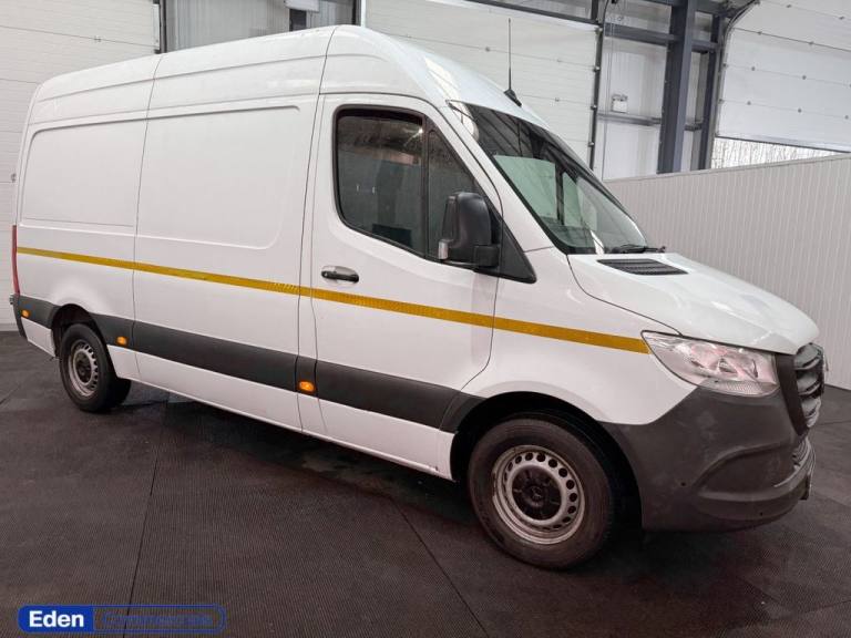 2021 71 MERCEDES-BENZ SPRINTER 2.0 315 CDI PROGRESSIVE 148 BHP DIESEL