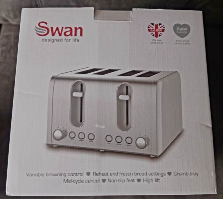 Swan 4 Slice Toaster ST18126W - Brand New in Box