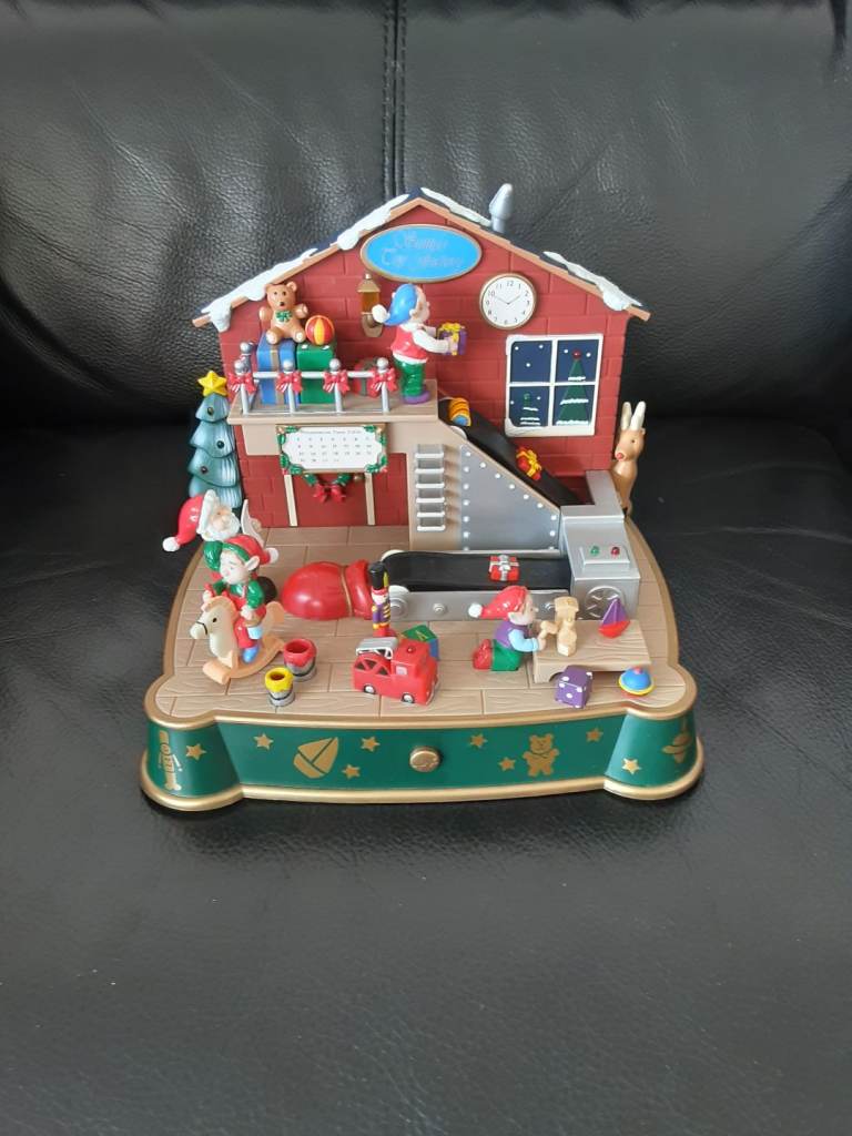 3 x Christmas Ornaments 