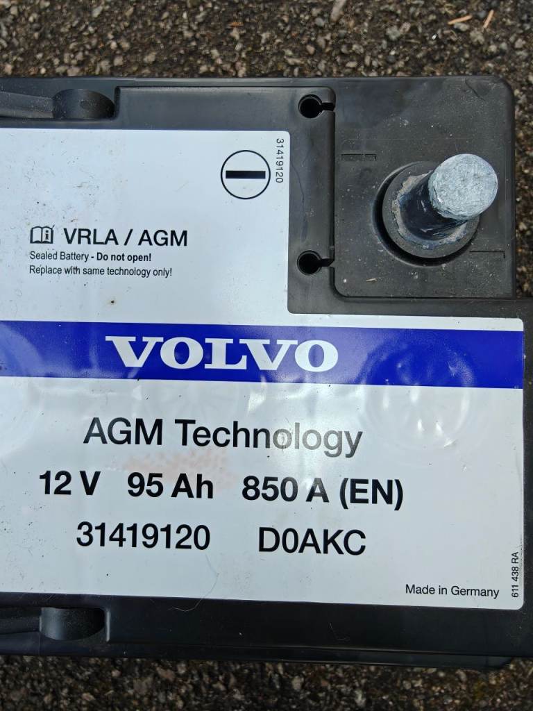VOLVO XC90 MKII 12v Starter Battery (part: 31419120) - GENUINE