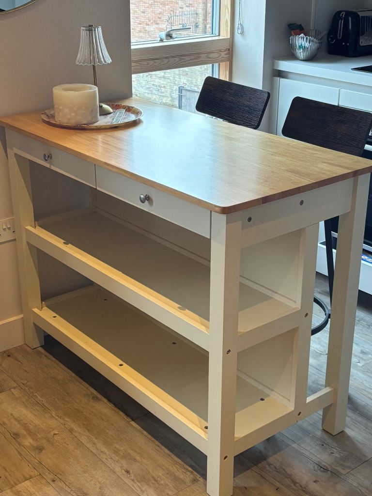 Home Chicago Solid Wood 2 Seater Bar Island