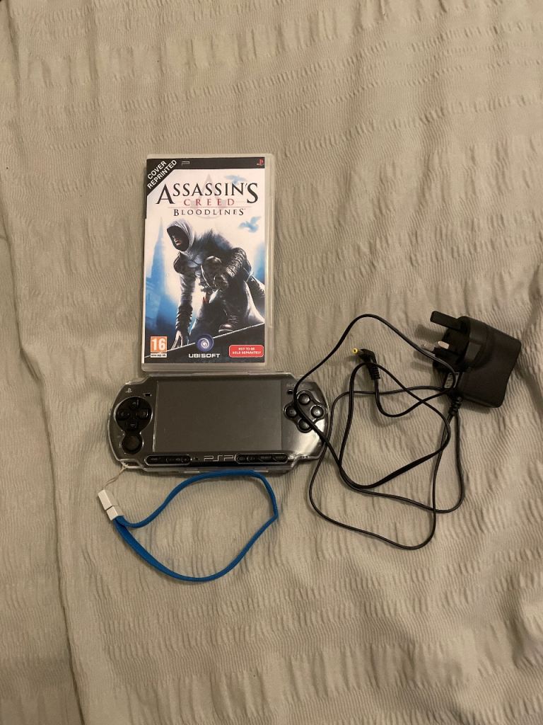 PSP 2003 w/ charger