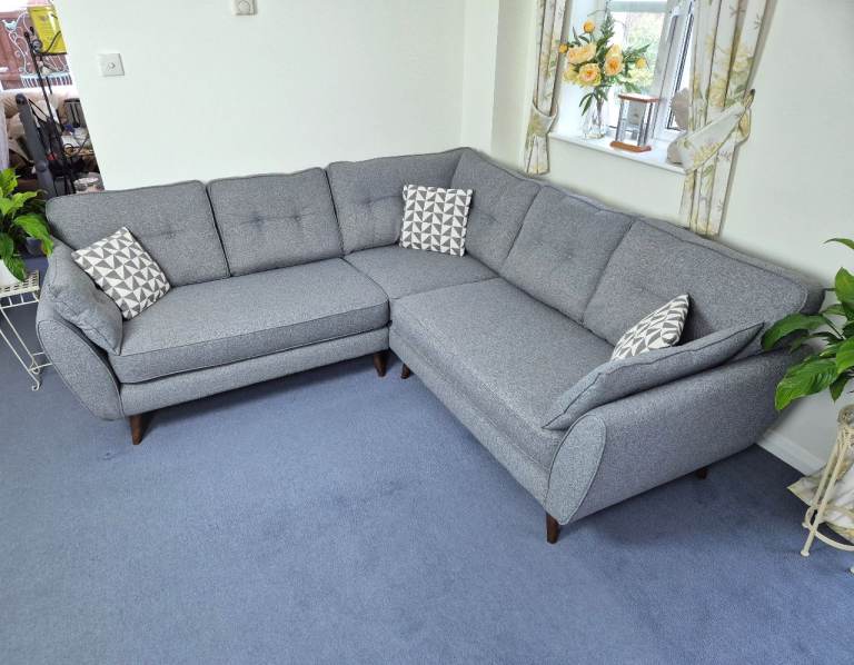 DFS French Connection Zinc 2 Piece 2 Arm Corner Sofa in Grey RRP £1839 *FREE LOCAL DELIVERY*