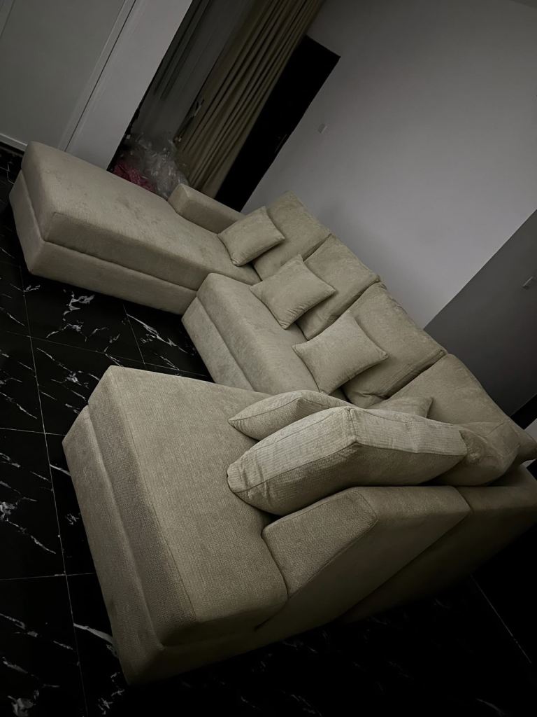 Large Beige Sectional Sofa Couch – Excellent Condition
