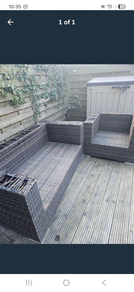 Garden sofa and 2 chairs free