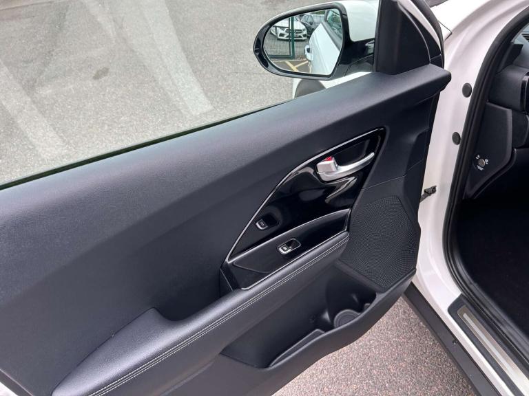 2020 Kia Niro 1.6 Niro 3 PHEV Semi-Auto 5dr SUV Hybrid Automatic