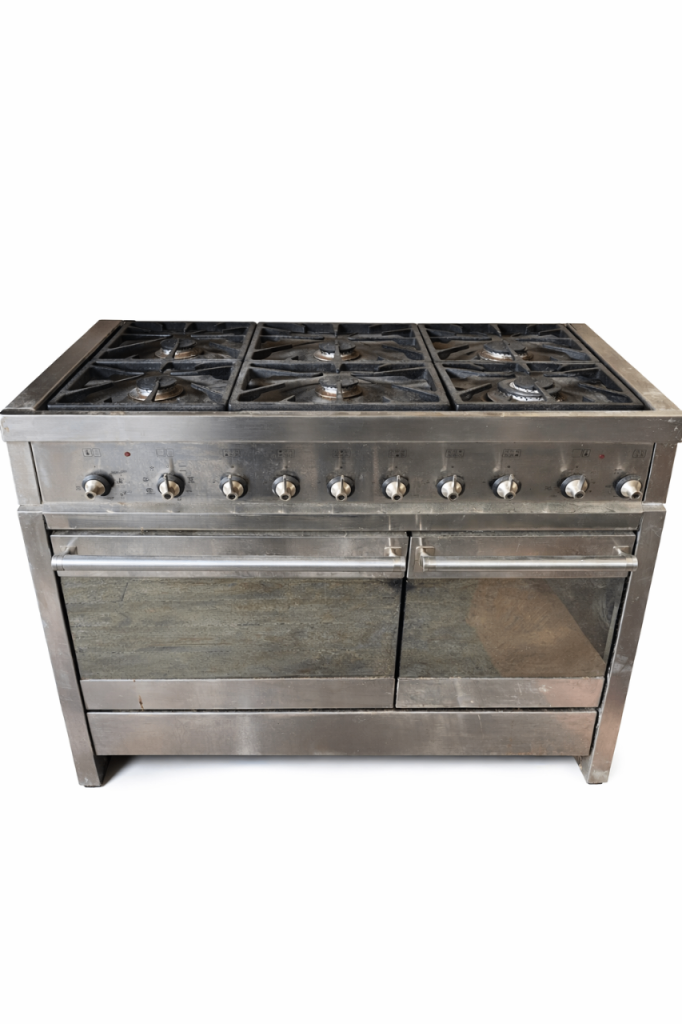 6 Burner Range Cooker – High-End SMEG Model – Needs Minor Repair