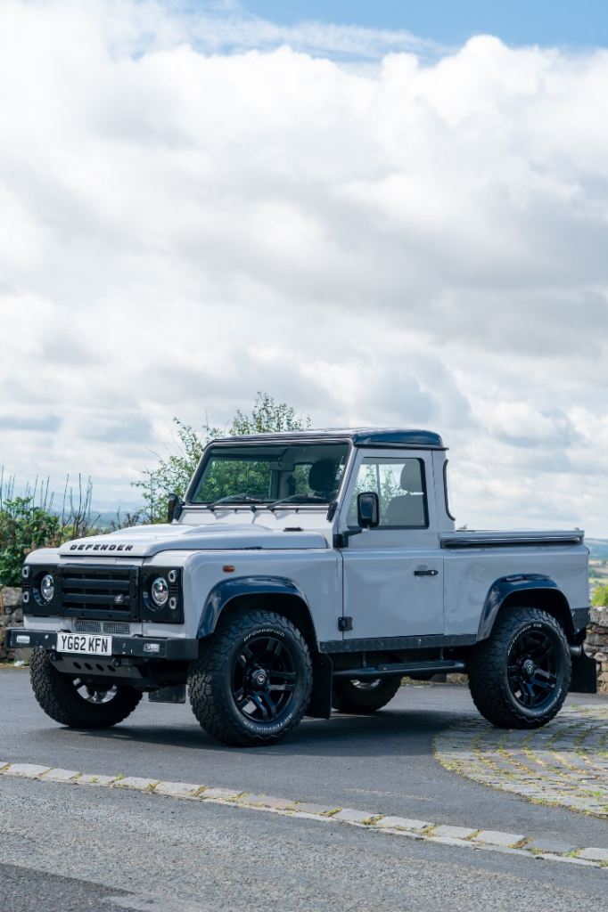 Land Rover, DEFENDER, Pick Up, 2012, Manual, 2198 (cc)