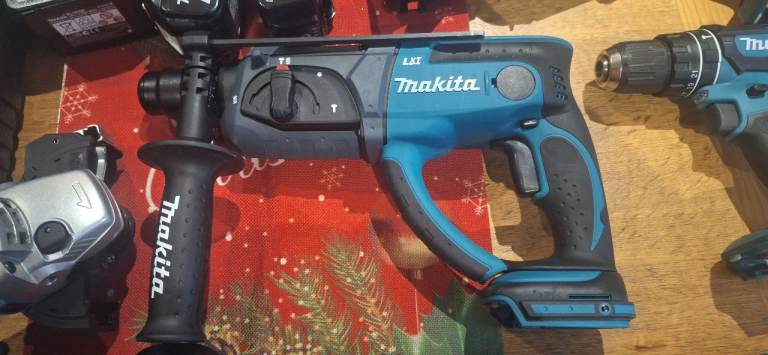 Makita Combo Kit - Various Power Tools and Batteries - NEW