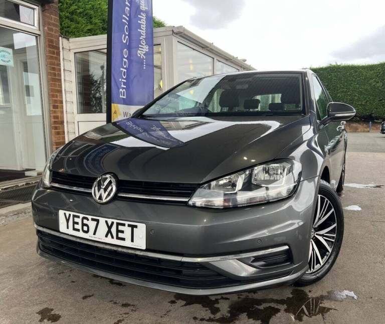 2017 67 VOLKSWAGEN GOLF 1.0 TSI SE NAV HATCHBACK 5DR PETROL MANUAL EURO 6 (S/S)